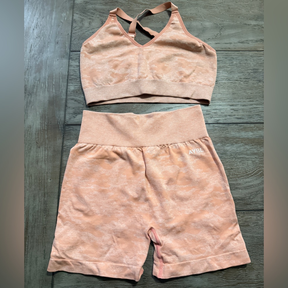 Abyl Activewear Set